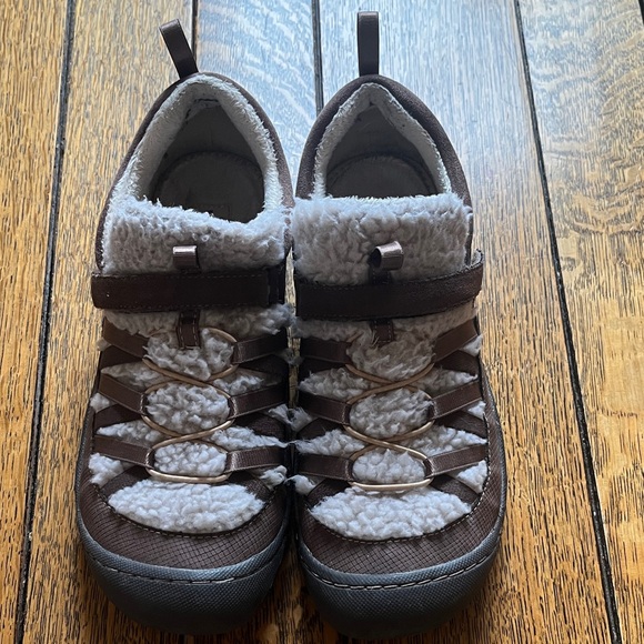 JBU Brown and Cream Athletic Shoes - Picture 1 of 9